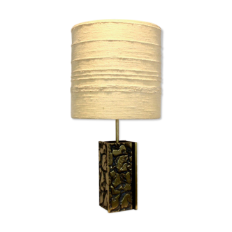 Brutalist metal sculptured table lamp with raw woolen structured shade