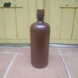 Ancienne bouteille en grès marron début 20e siècle