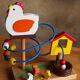 Game of awakening louping the hen and its 3 wooden chicks