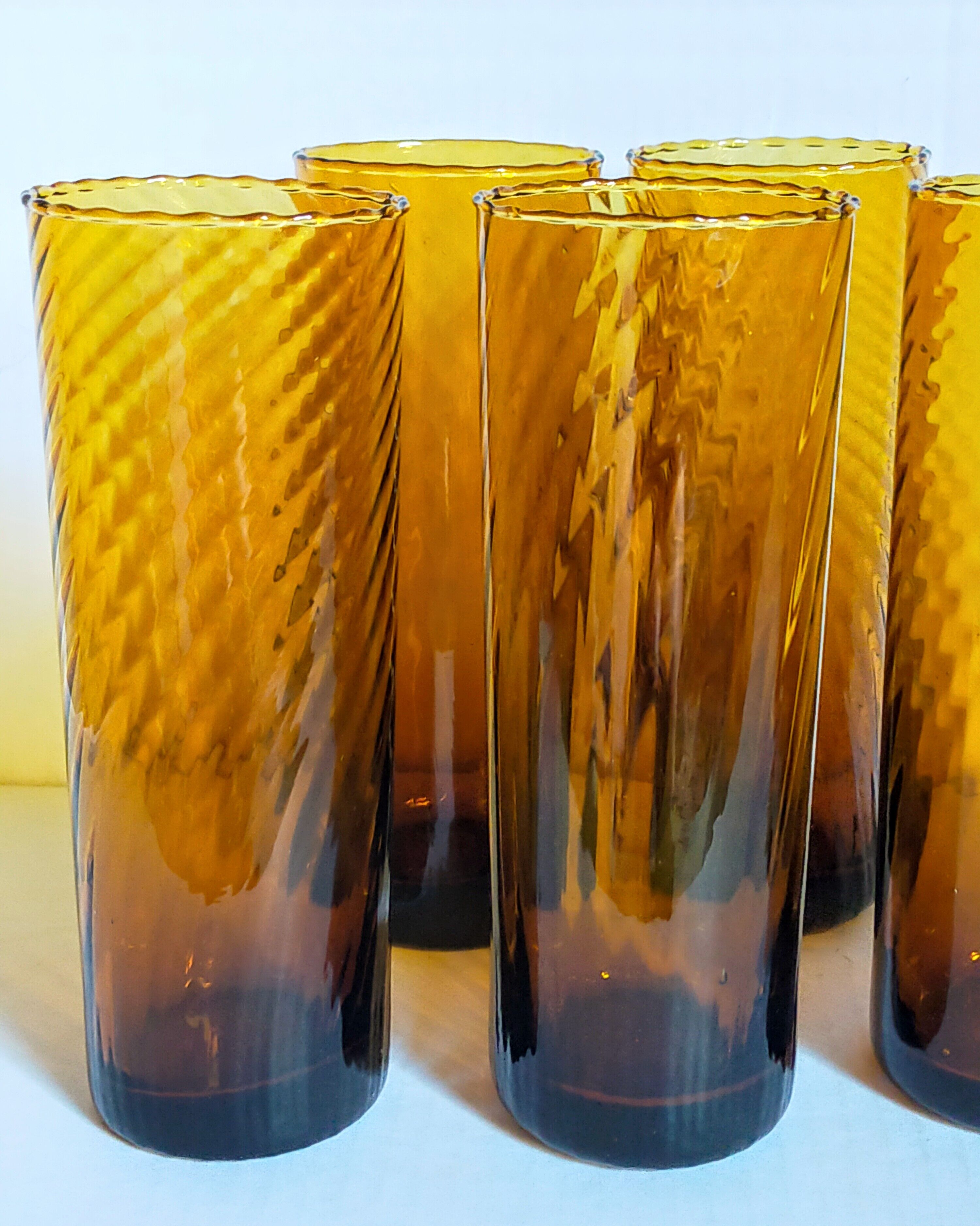 Lot de six verres en verre soufflé