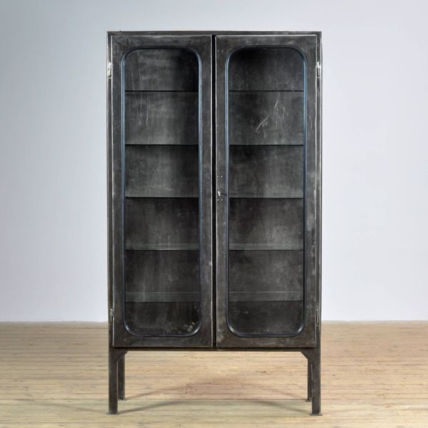 Cabinet médical vintage, années 1970