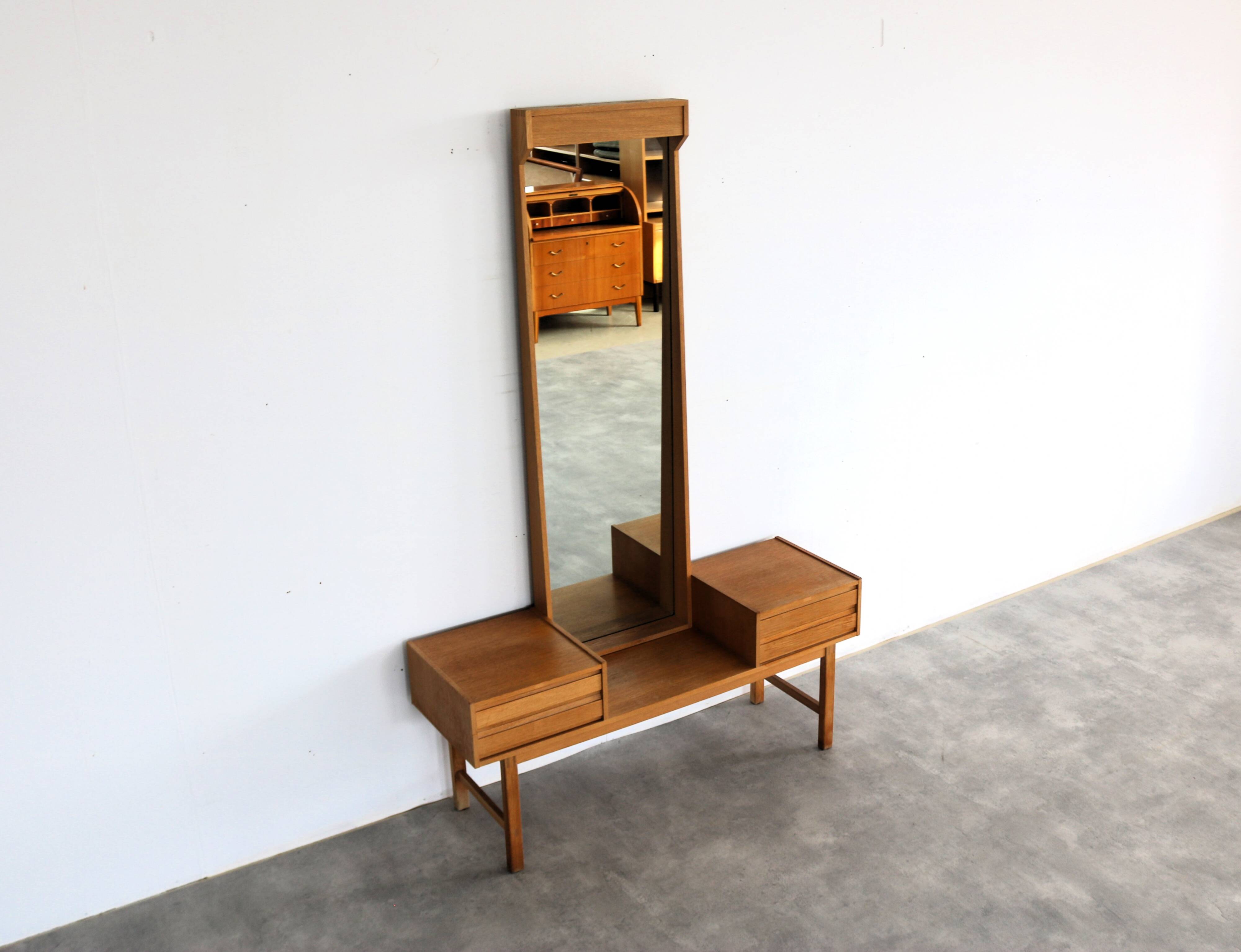 Vintage dressing table