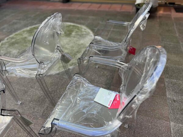 Lot de 4 chaises ''Ghost'' - Philippe Starck - Kartell