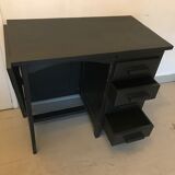 Children's desk