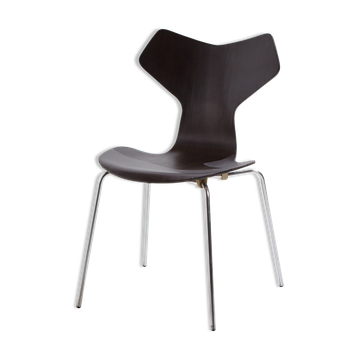 Grand Prix 3130 chair by Arne Jacobsen for Fritz Hansen