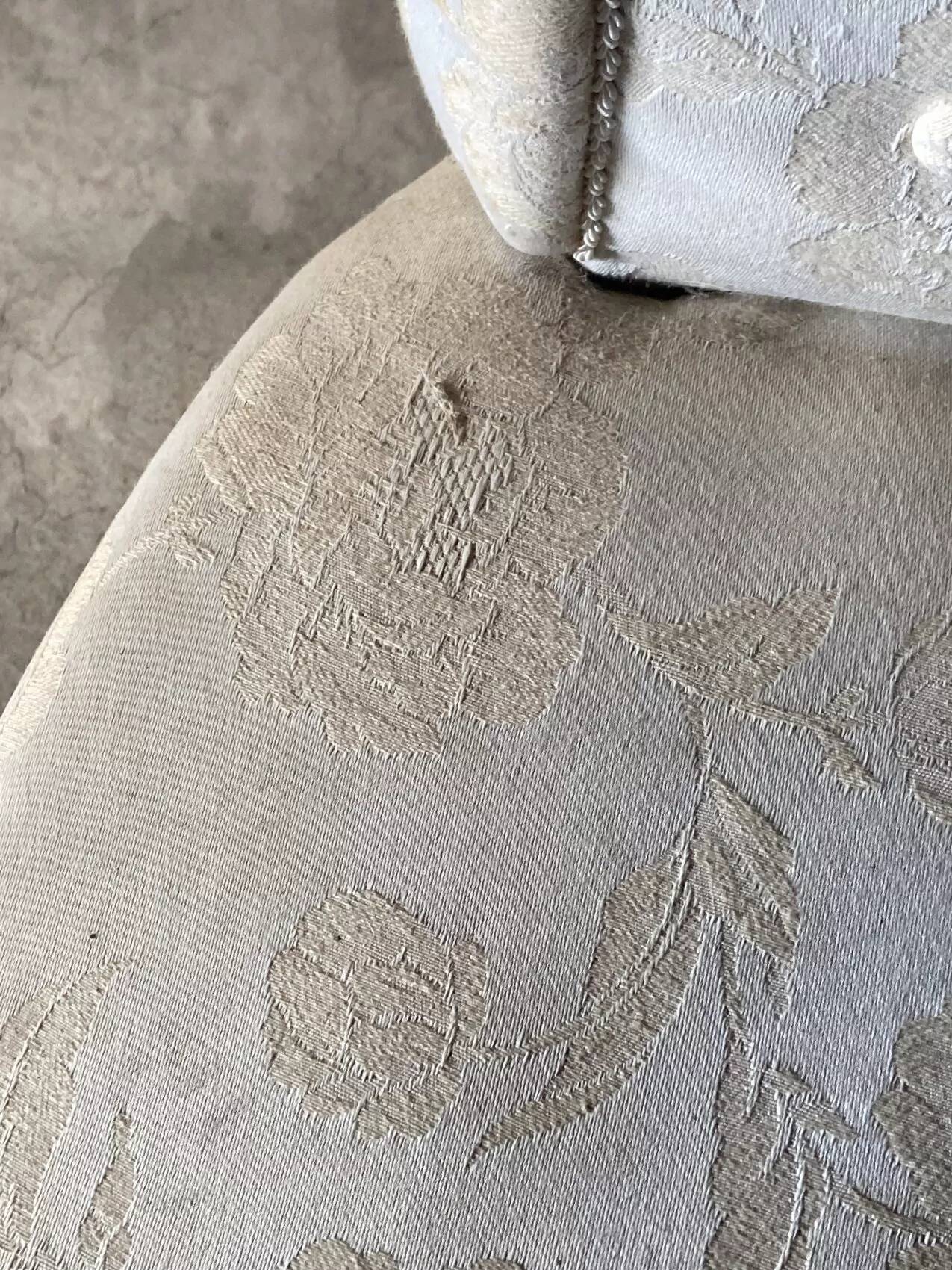 Petit siège de coiffeuse – Fauteuil vintage années 50 Chintz ivoire