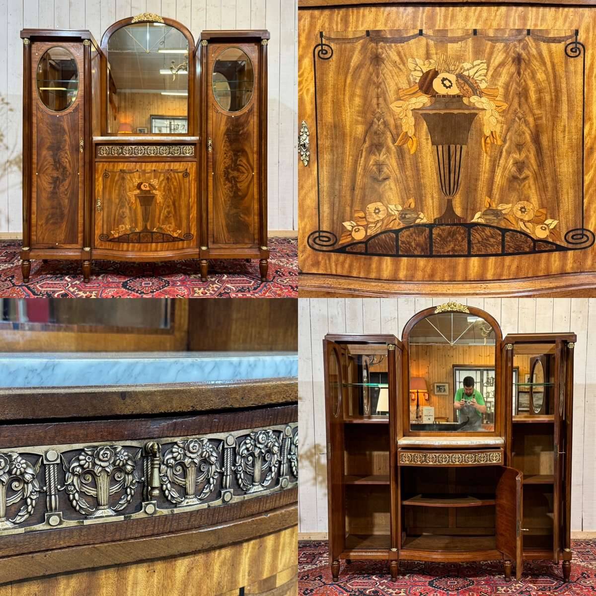 Art Deco buffet in mahogany, oak, and marble top.