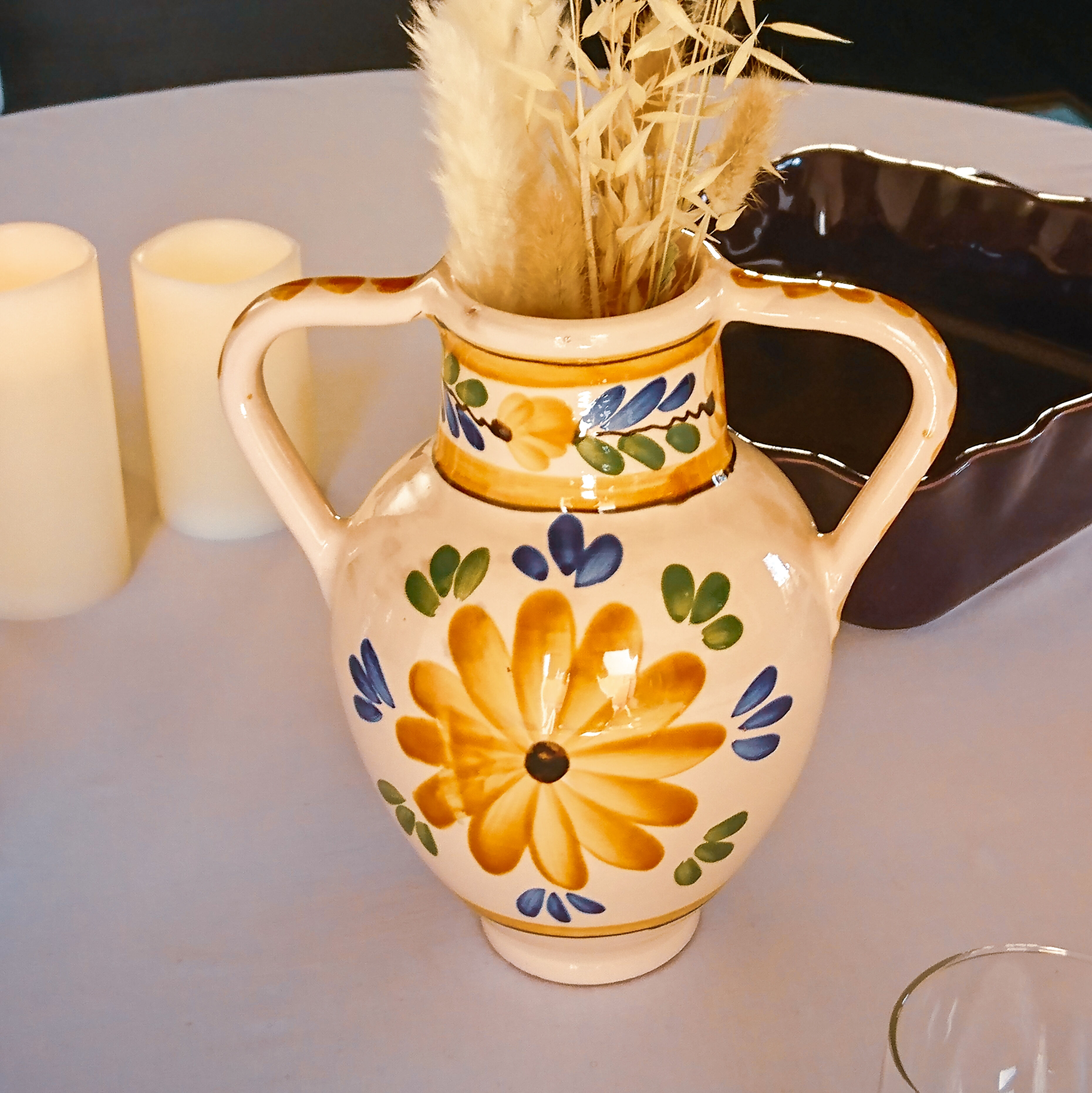 Vase amphora ceramic decoration flowers