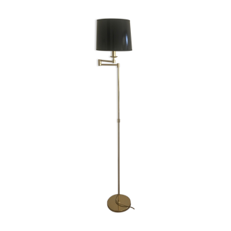 Brass-orientable telescopic lamppost