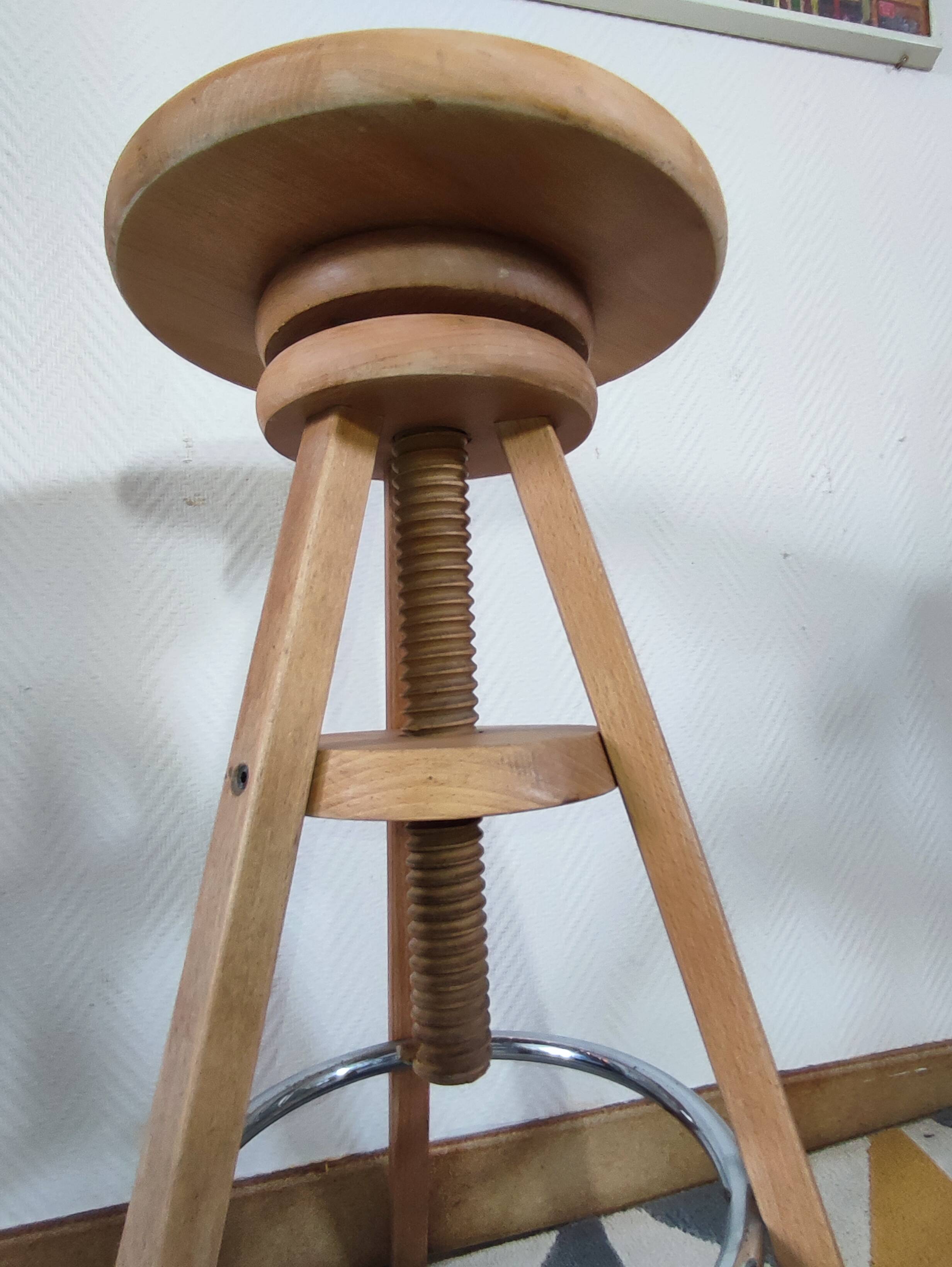 Architect's, watchmaker's or painter's workshop stool