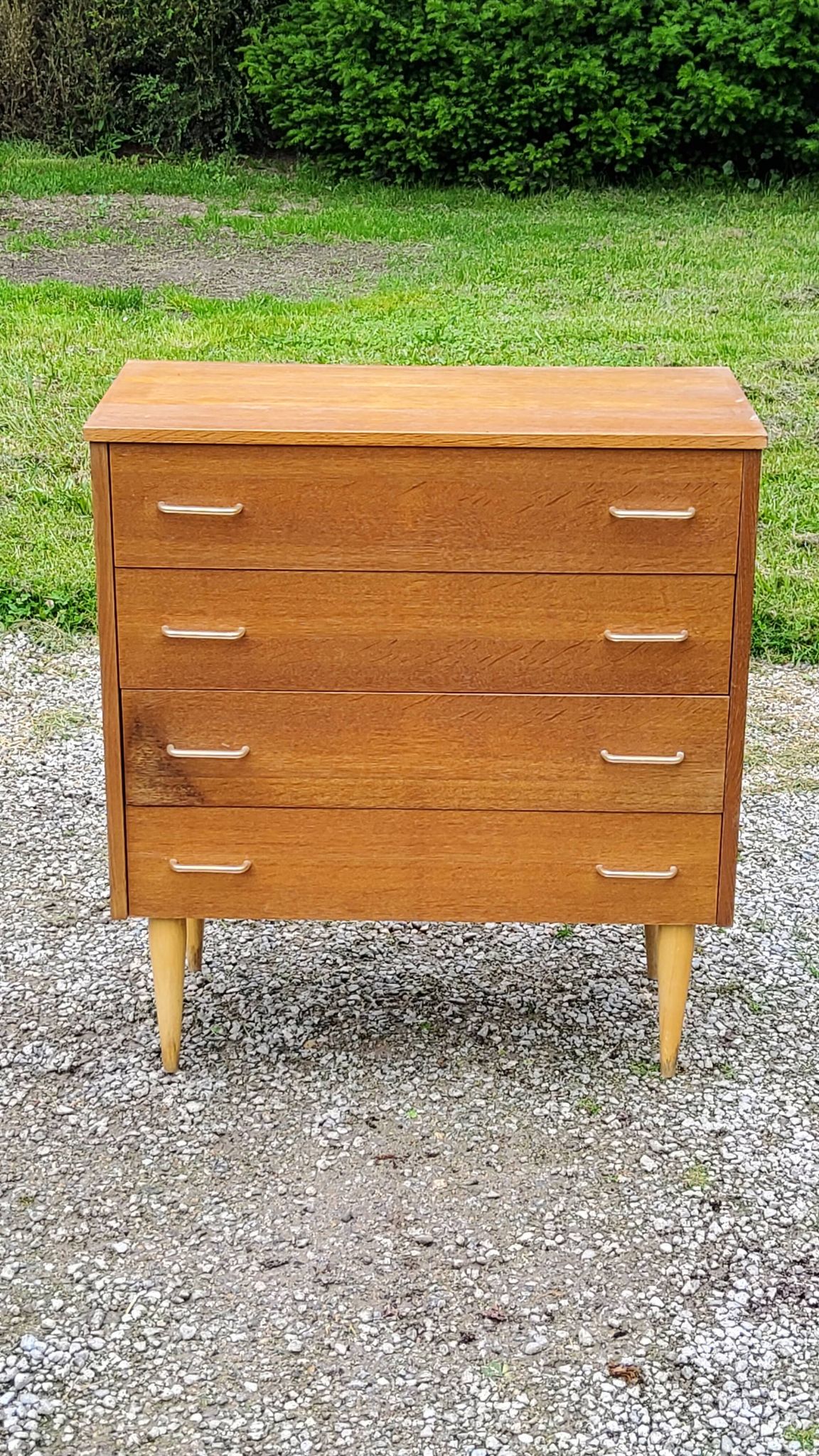 Vintage chest of drawers from the 50s in blond oak 4 drawers conical legs