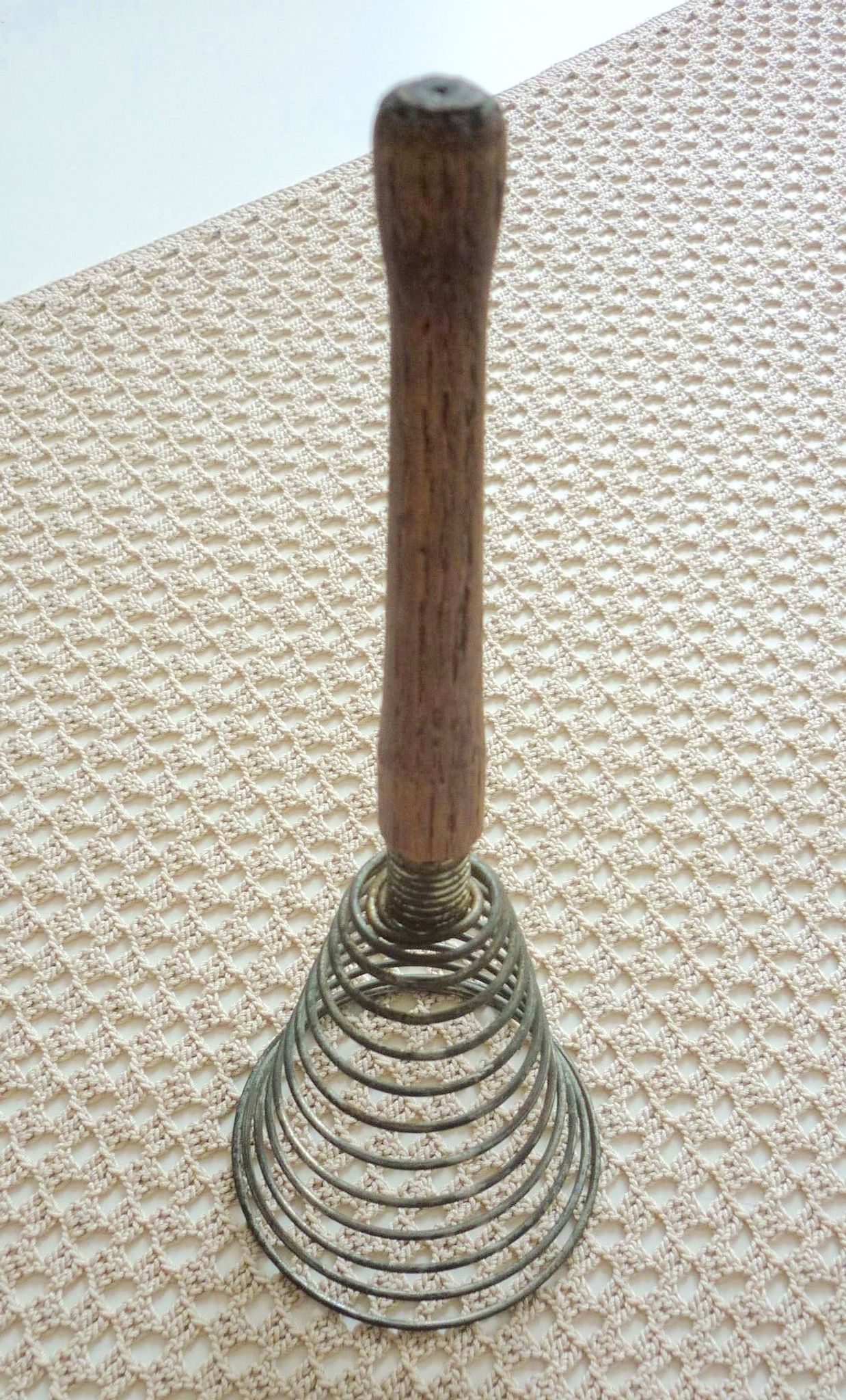 Fouet de cuisine ancien