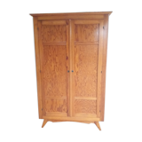 Armoire parisienne