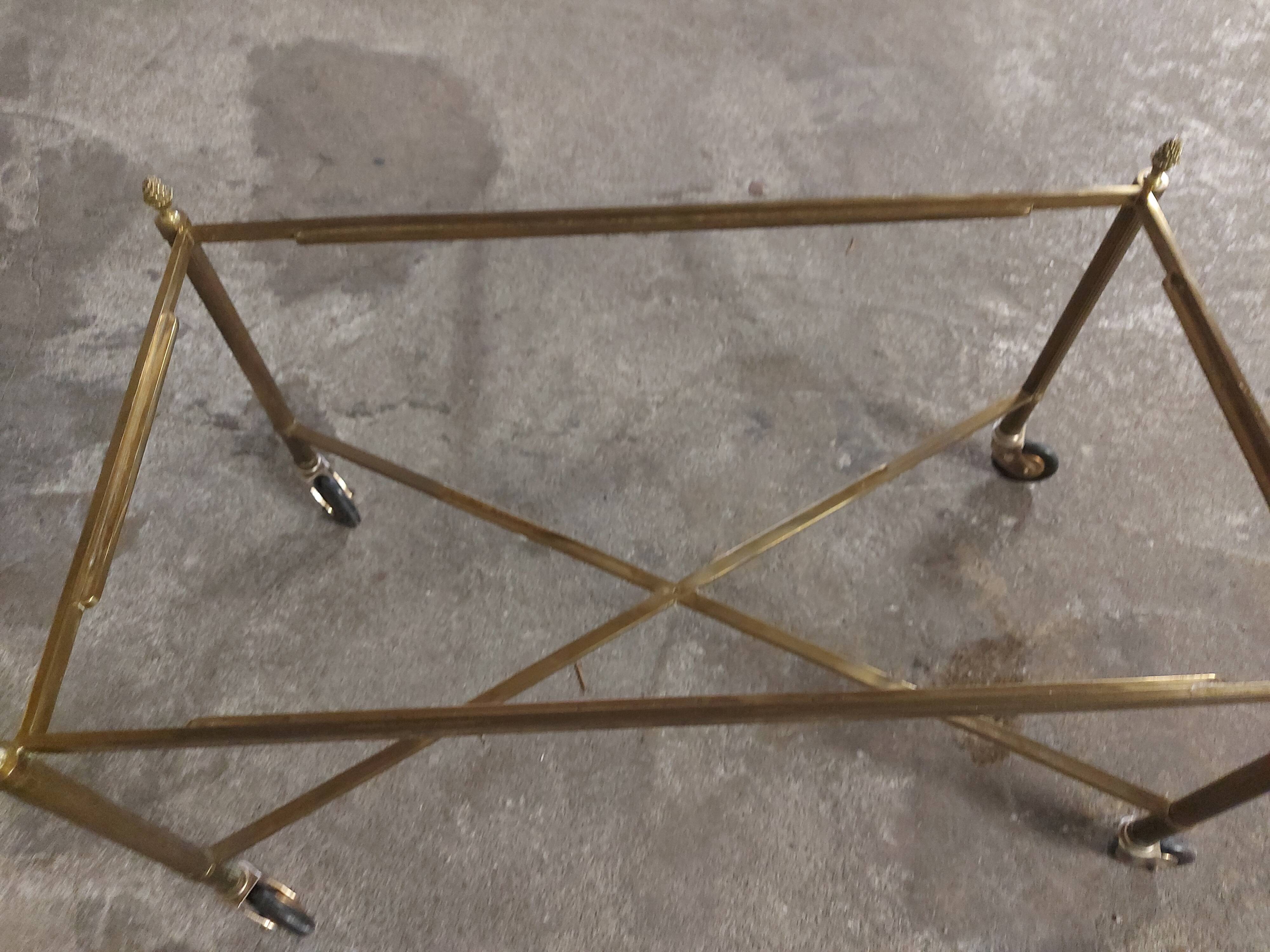 Table basse roulante en bronze doré vintage