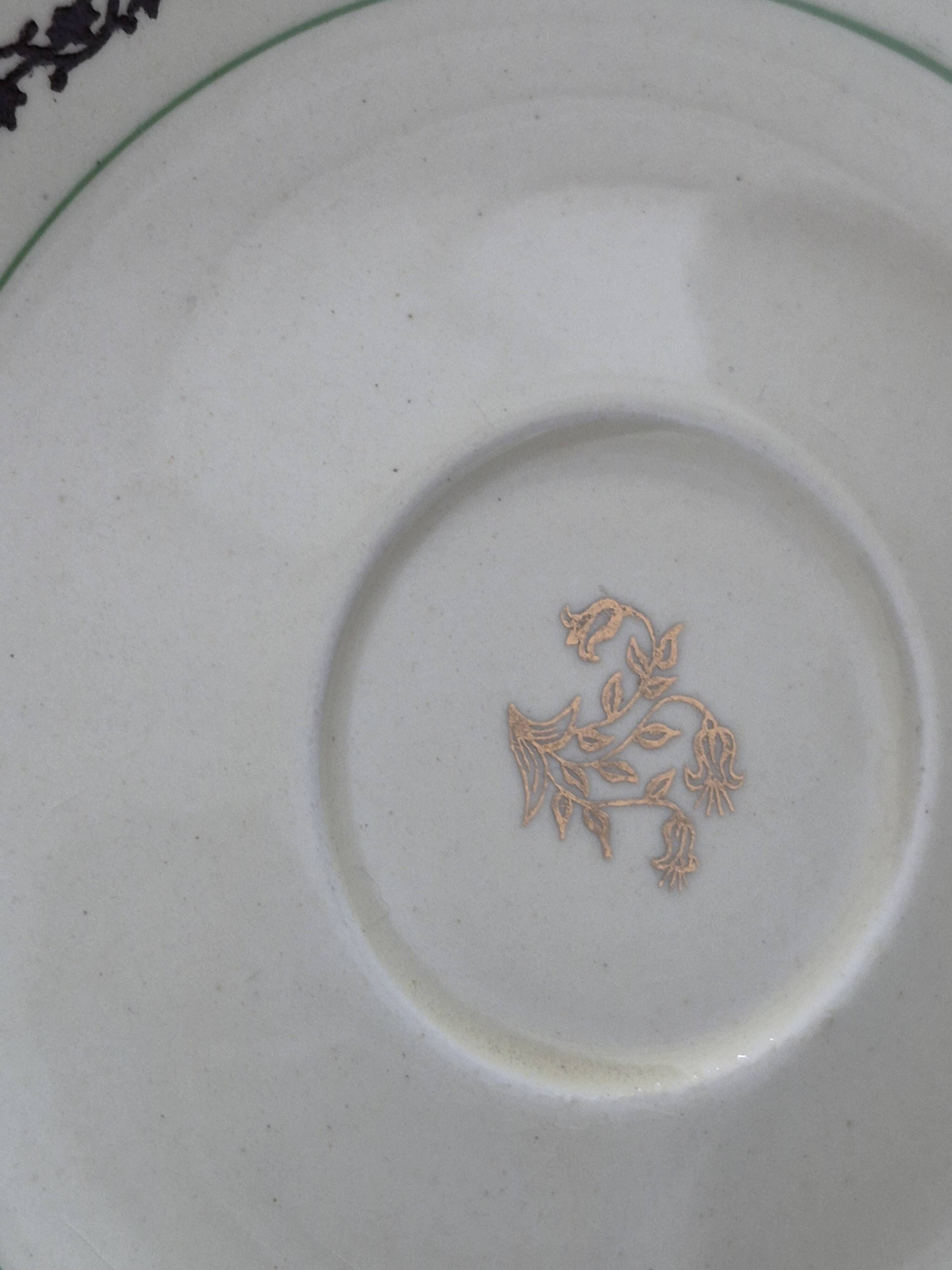 Set of 8 cups and saucers in Gien earthenware, model Valence A040.