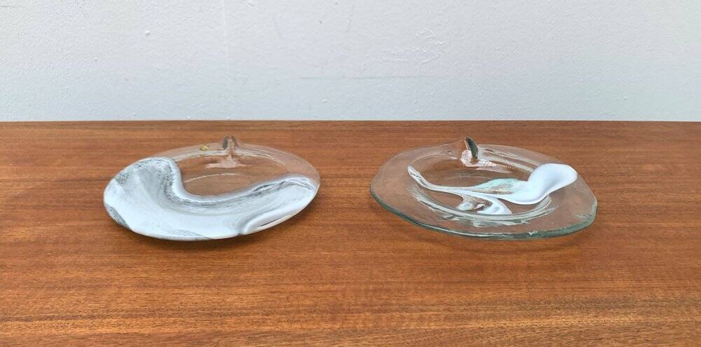 German Vintage Art Collection Richartz Plate and Bowl in Glass by Hans Jürgen Richartz for Mathildenhütte, Solingen, Set of 2