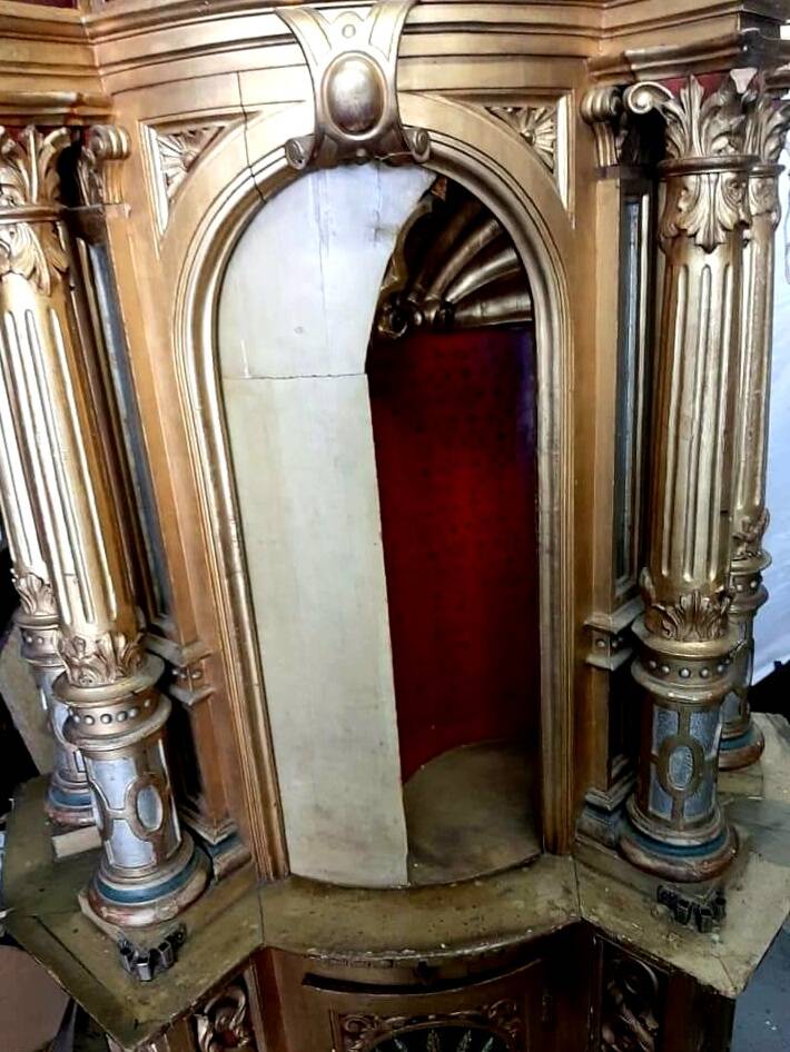 Superb early 19th century church tabernacle in gilded stuccoed wood