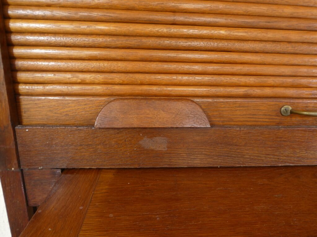 Cabinet administration curtains