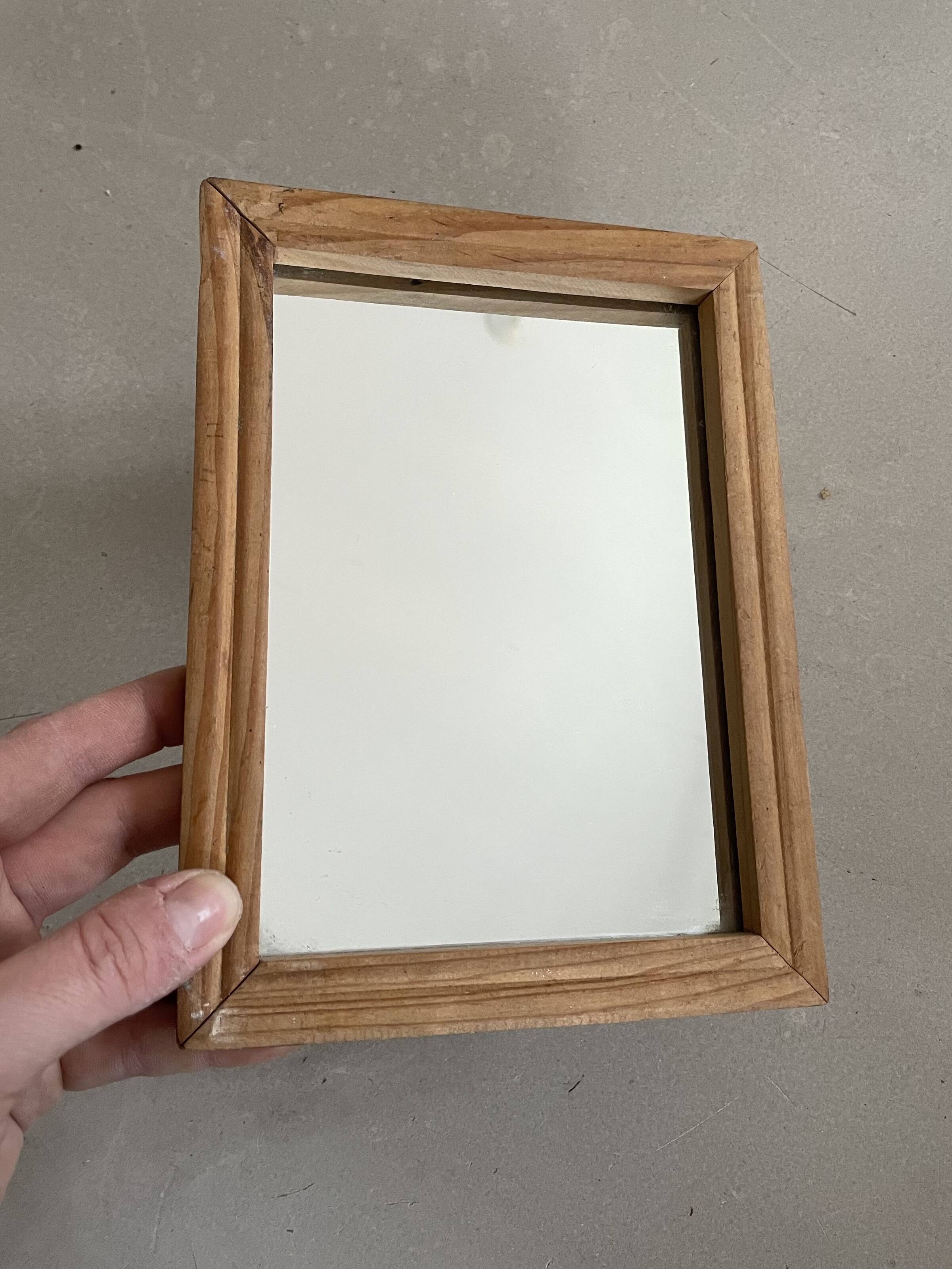 Petit miroir mural en bois 15x20cm