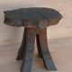 Tabouret brutaliste en chêne