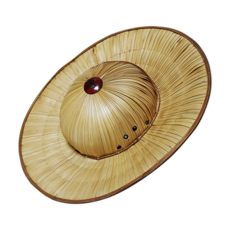 Chapeau colonial en paille