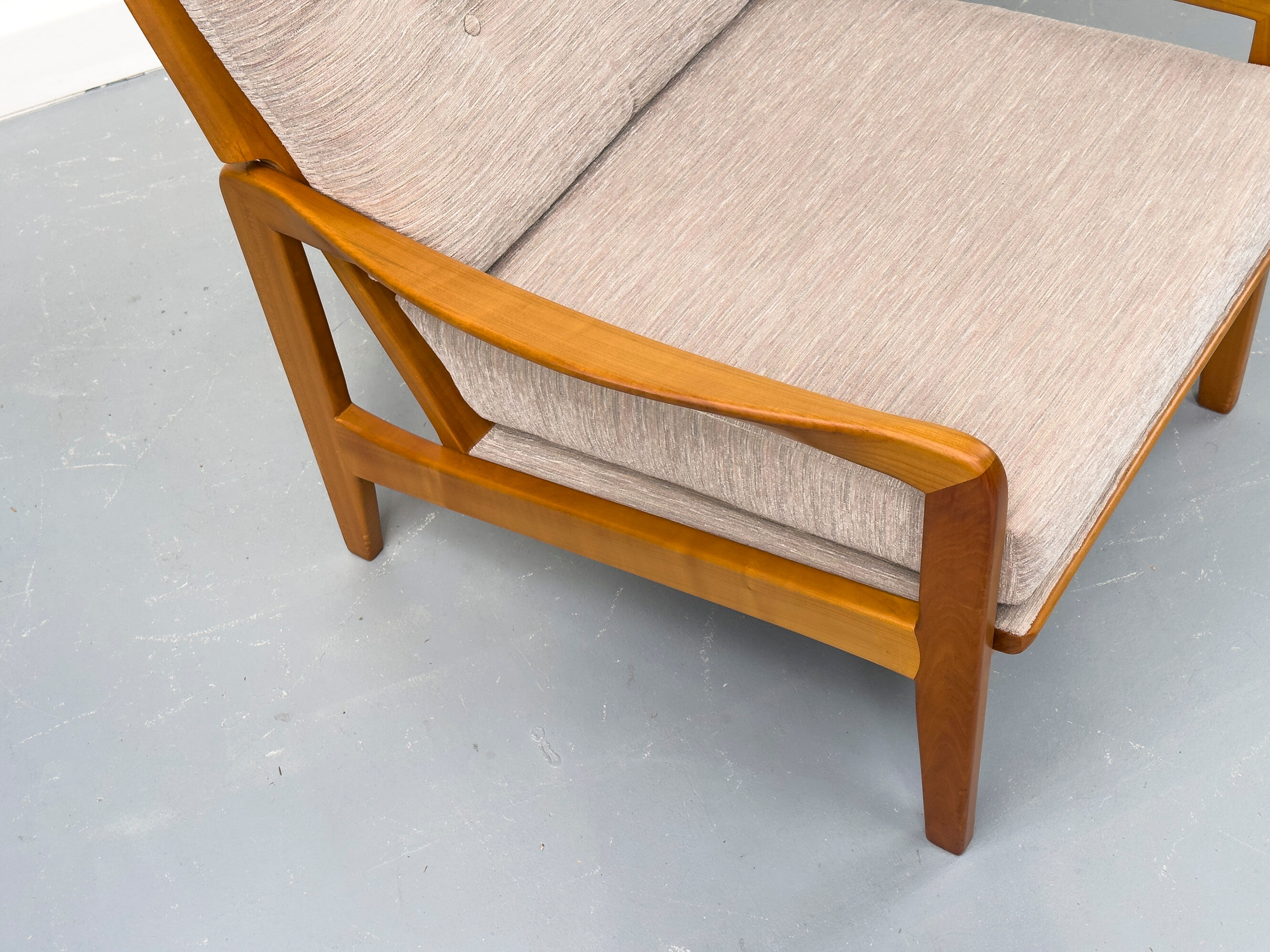 Paire de fauteuils, 1960s