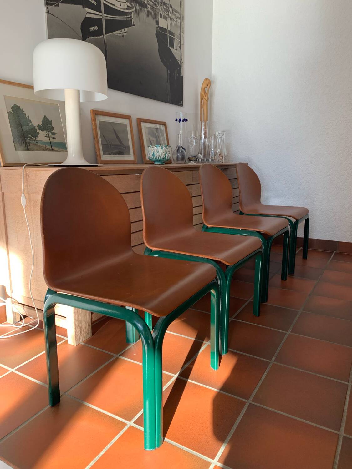 4 chairs model Orsay Gae Aulenti 1975