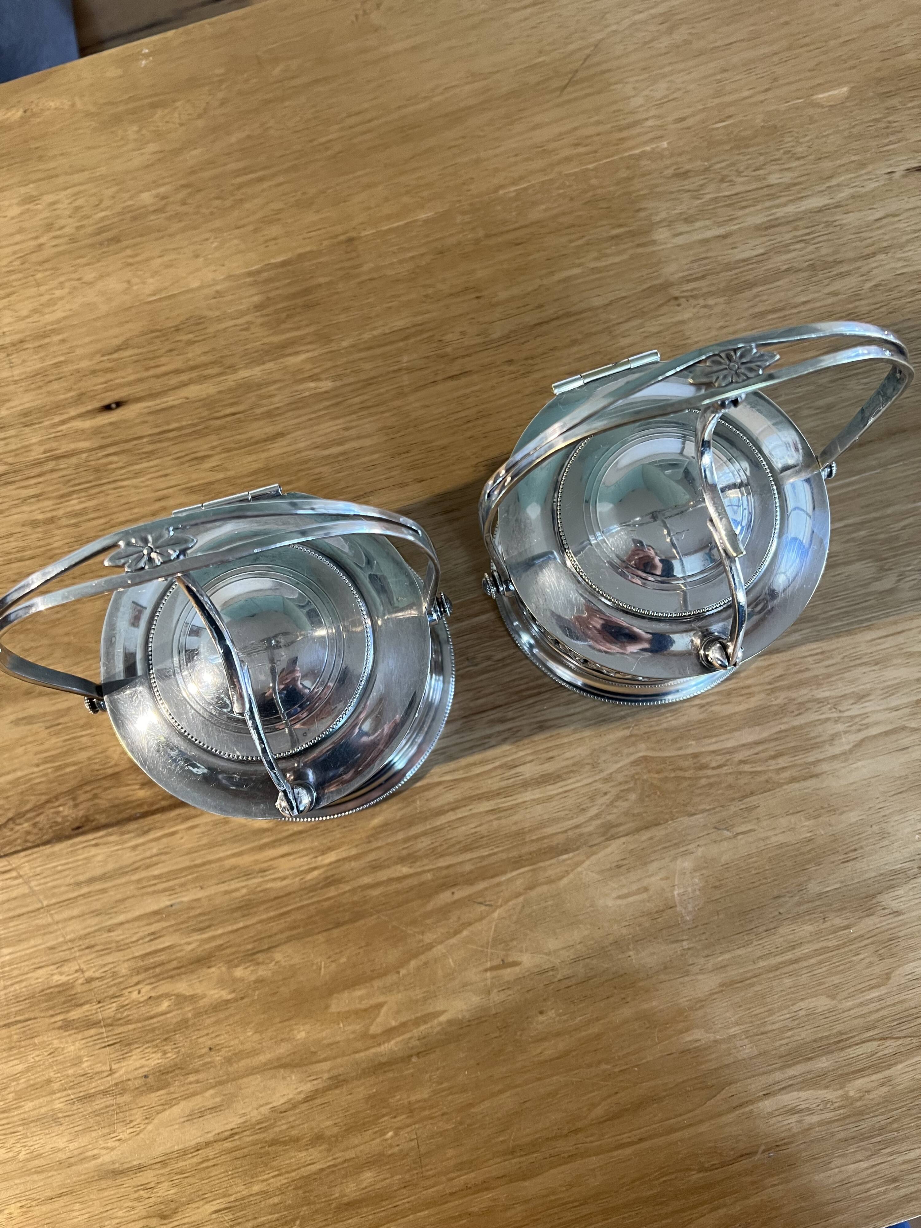 Silverware sugar bowls