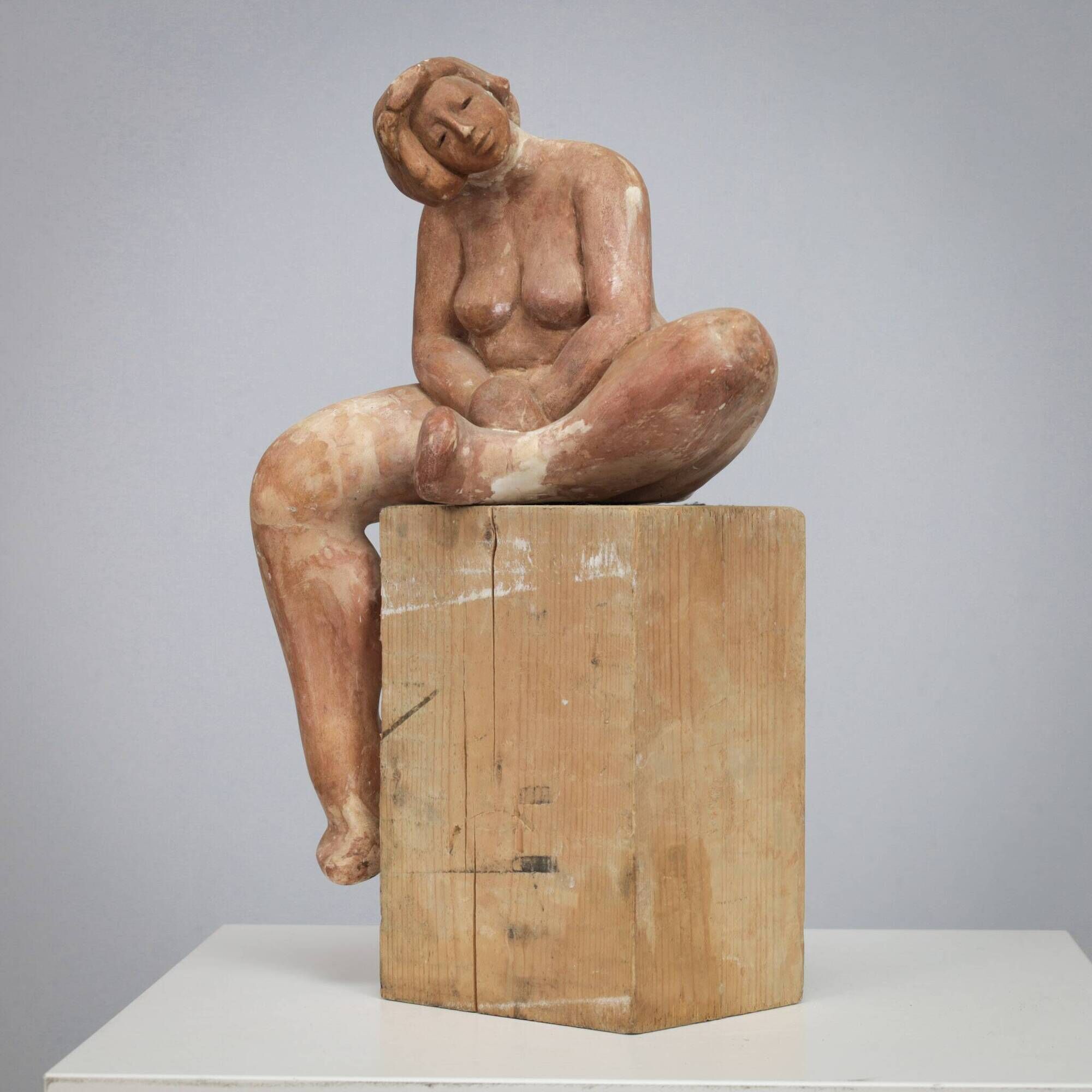 Group of four female sculptures by Francine Govers, Netherlands, 1990s