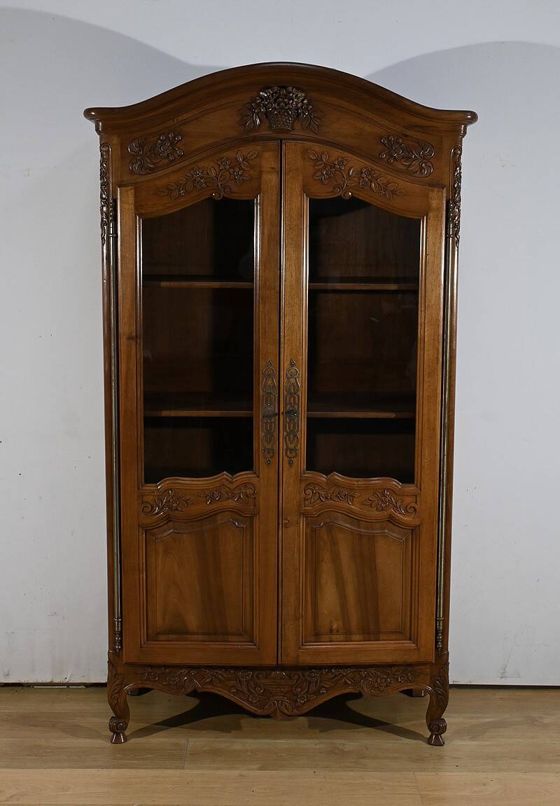 Walnut Display Cabinet, Louis XV Style – Late 19th Century