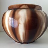 Art deco ceramic pot cover