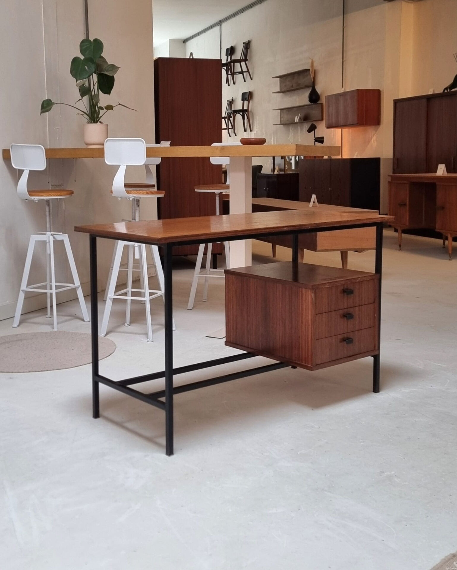 Mid-century desk