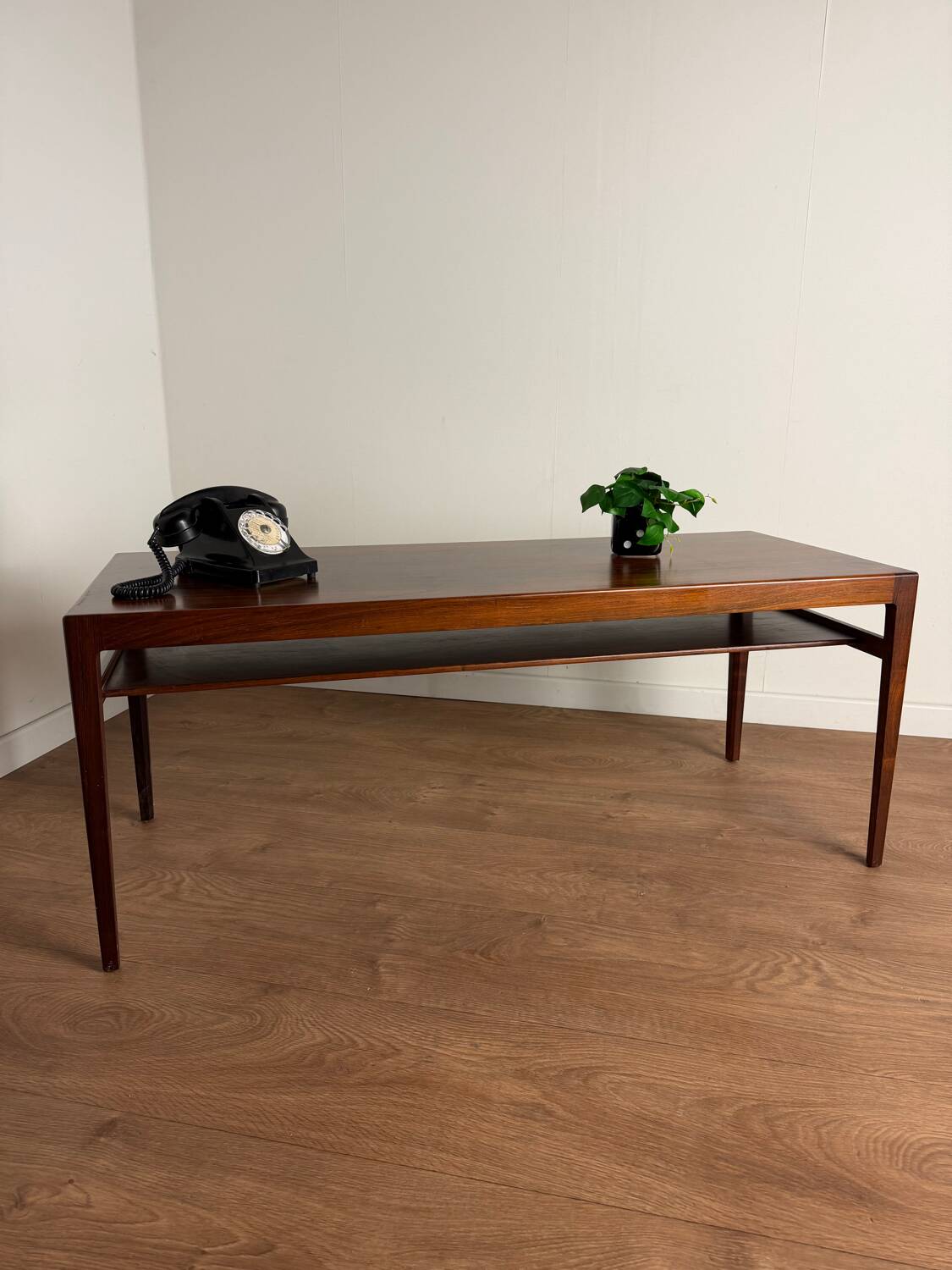Table basse en palissandre de Rio – Design scandinave, années 1960