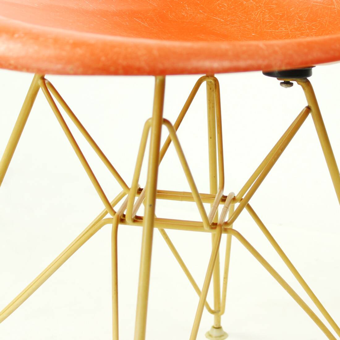 Chaise Coquille Eiffel Orange De Charles Et Ray Eames Pour Herman Miller, 1960s