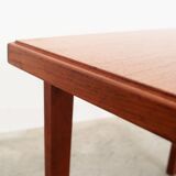 Table basse en teck, design danois, années 1970, production : Danemark