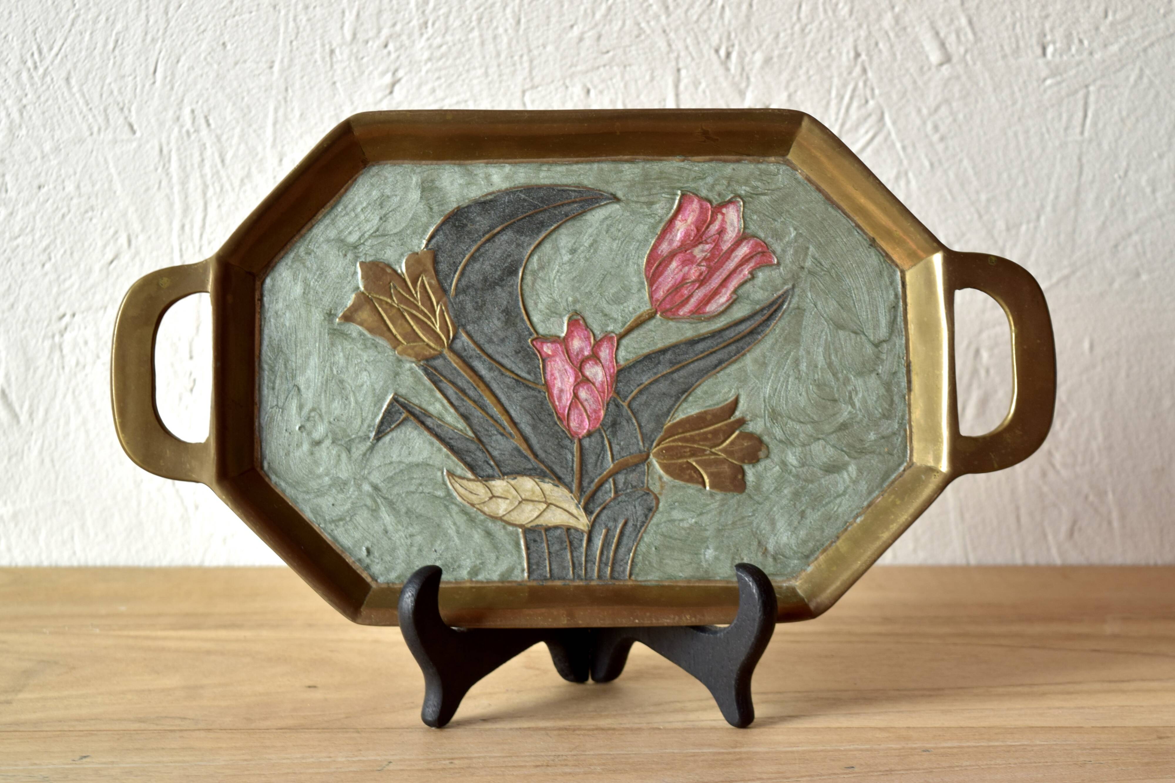 Small vintage brass tray with cloisonné enamel floral decoration - 1960.