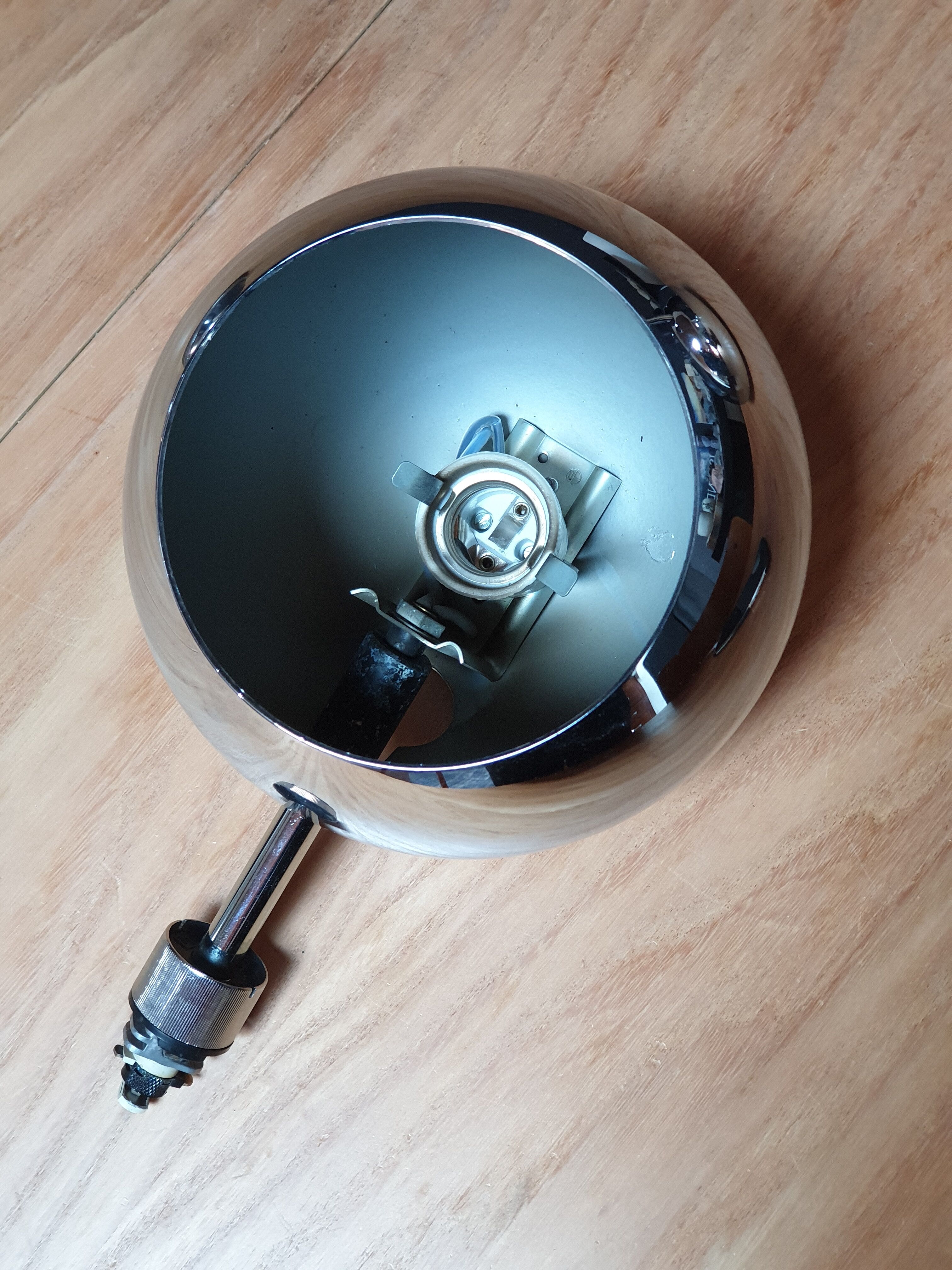 Vintage chrome spots