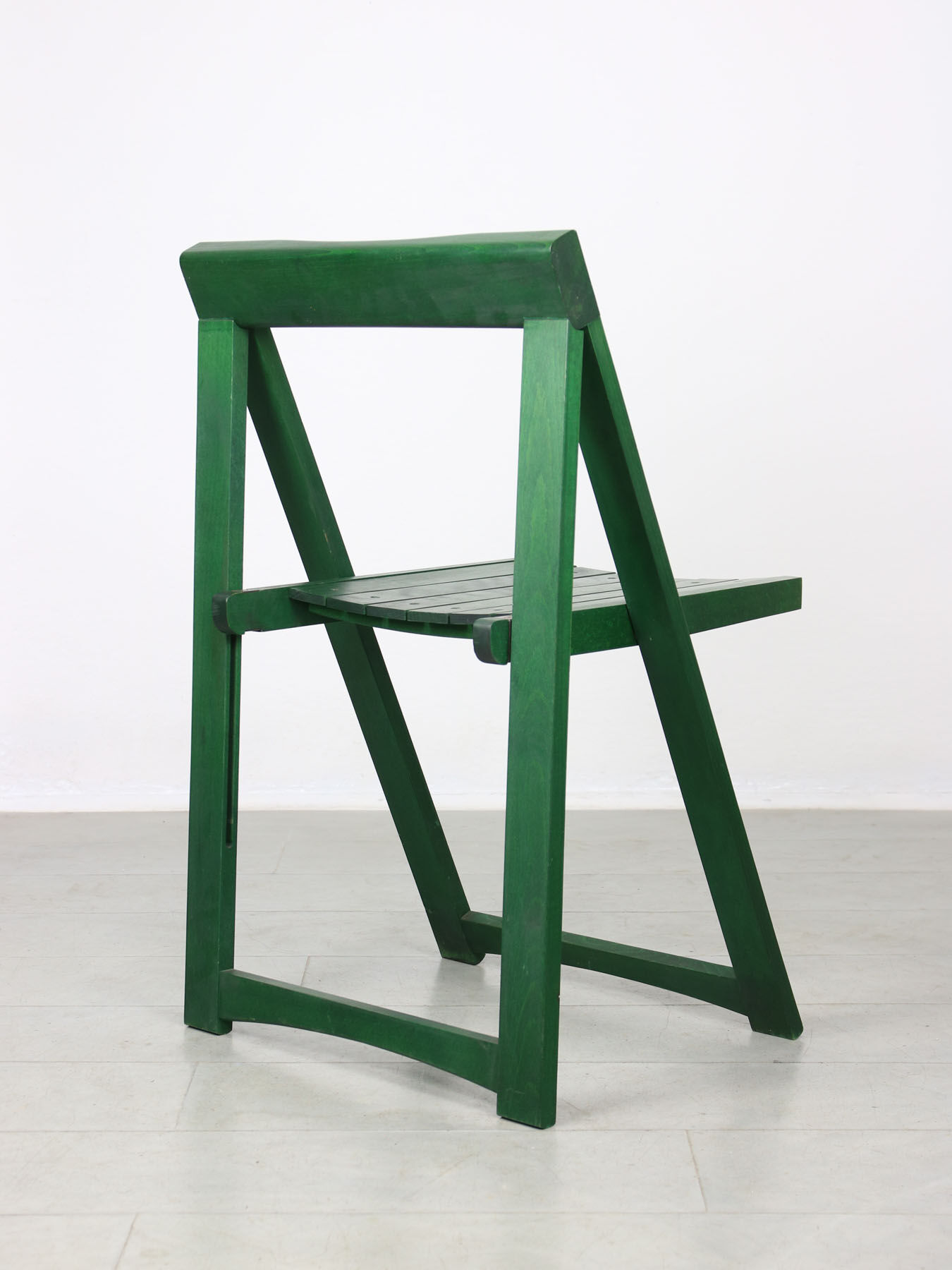 Vintage green folding chair