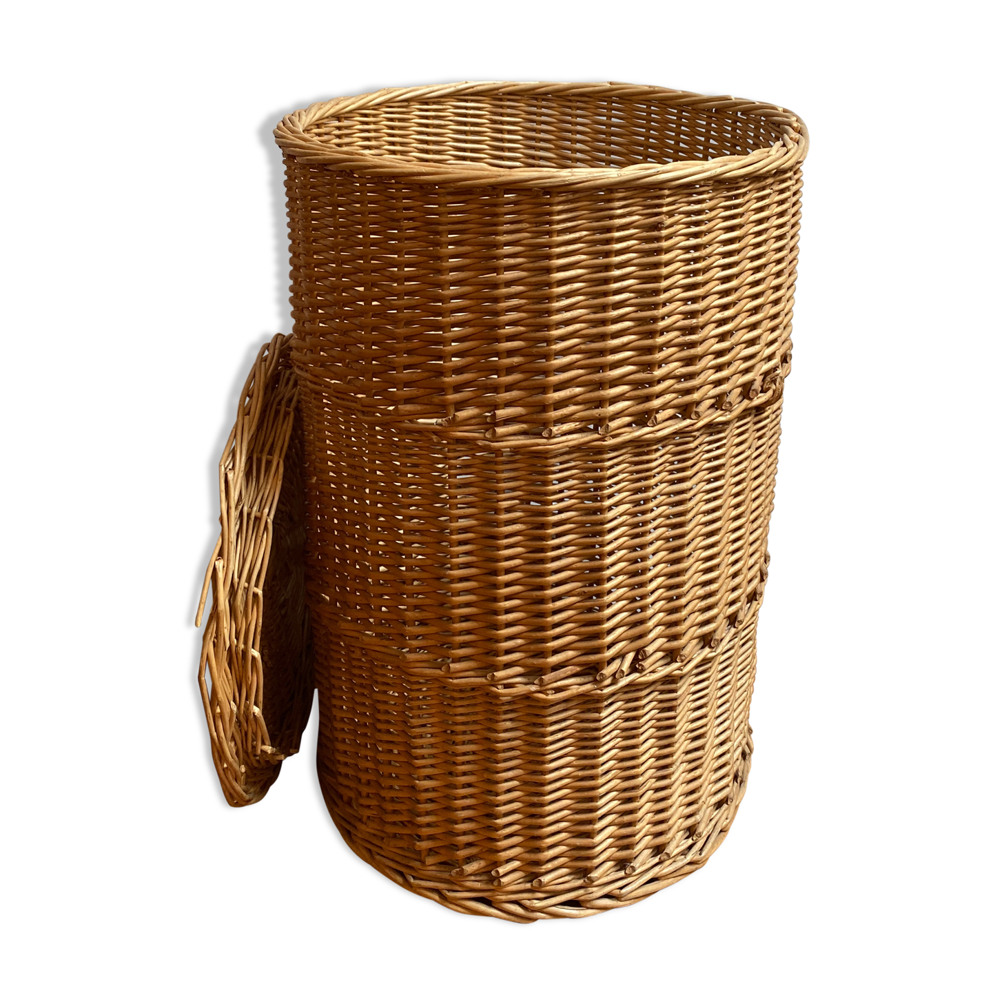 Rattan laundry basket
