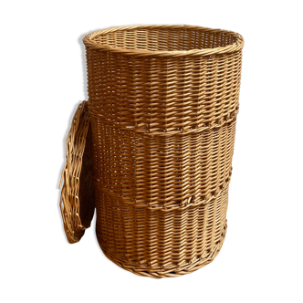 Rattan laundry basket