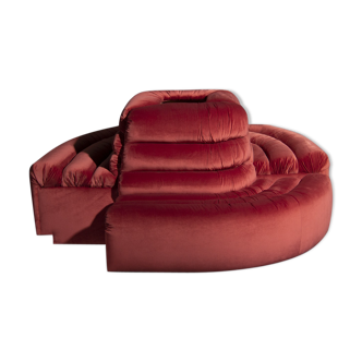 Italian design round sofa in pink velvet