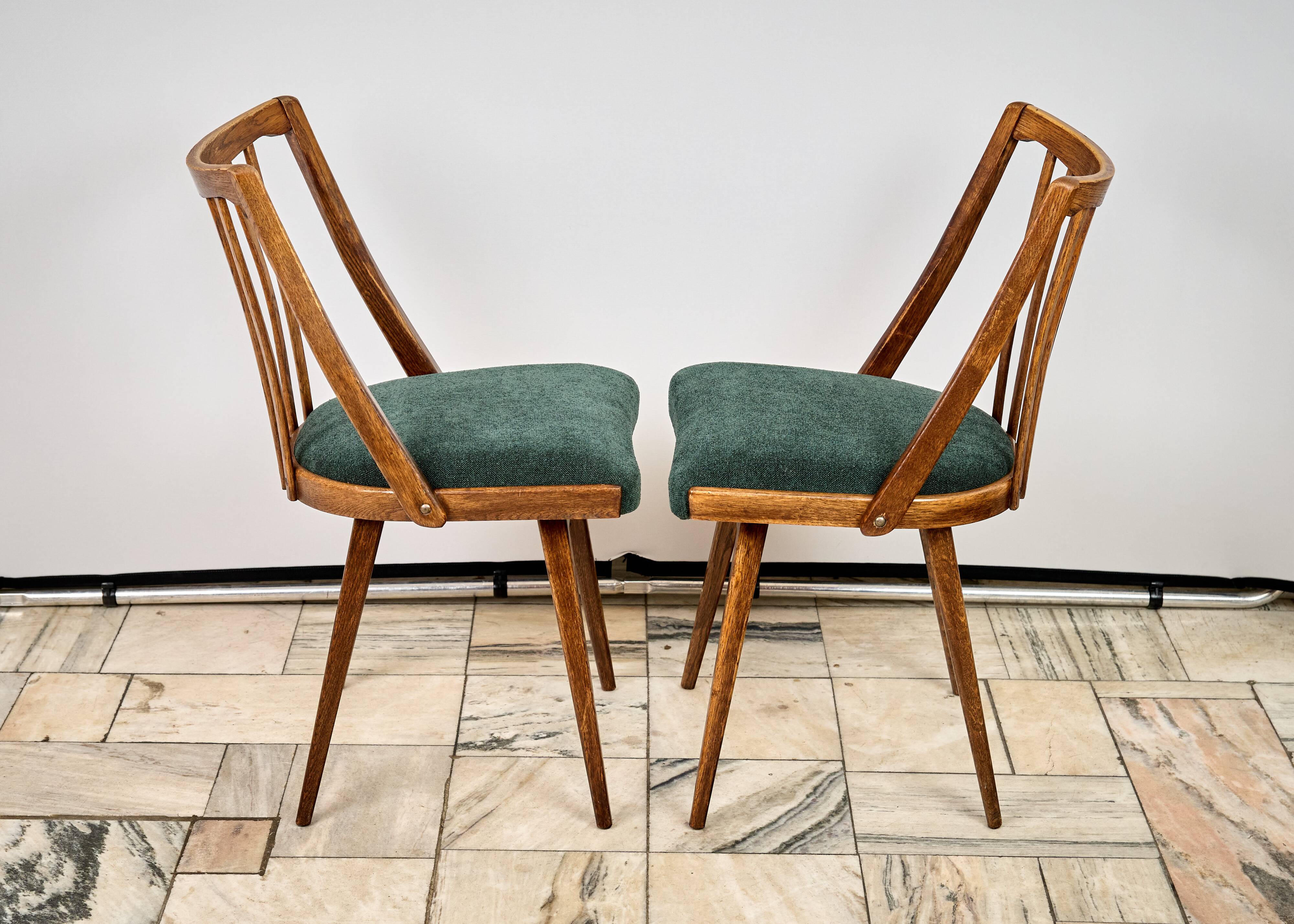 Set of Four Oak Chairs by Antonín Šuman, 1960s, Czechoslovakia