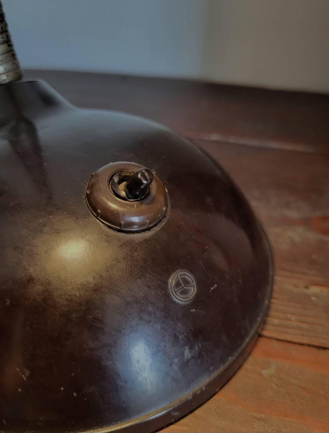 Industriële bureaulamp in bakeliet, E. K. Cole, jaren 30, Tsjechië.