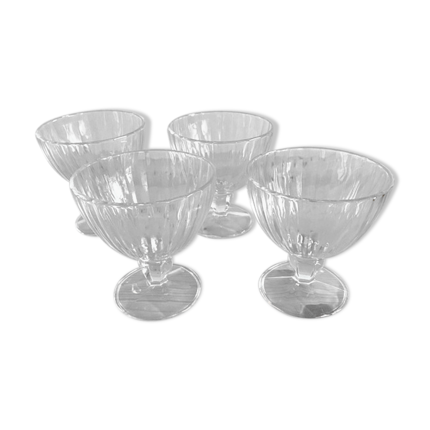 Lot of 4 vintage Luminarc ice cups