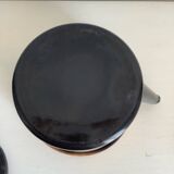 Black enamel kettle