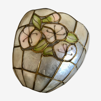 Floral mother-of-pearl wall lamp