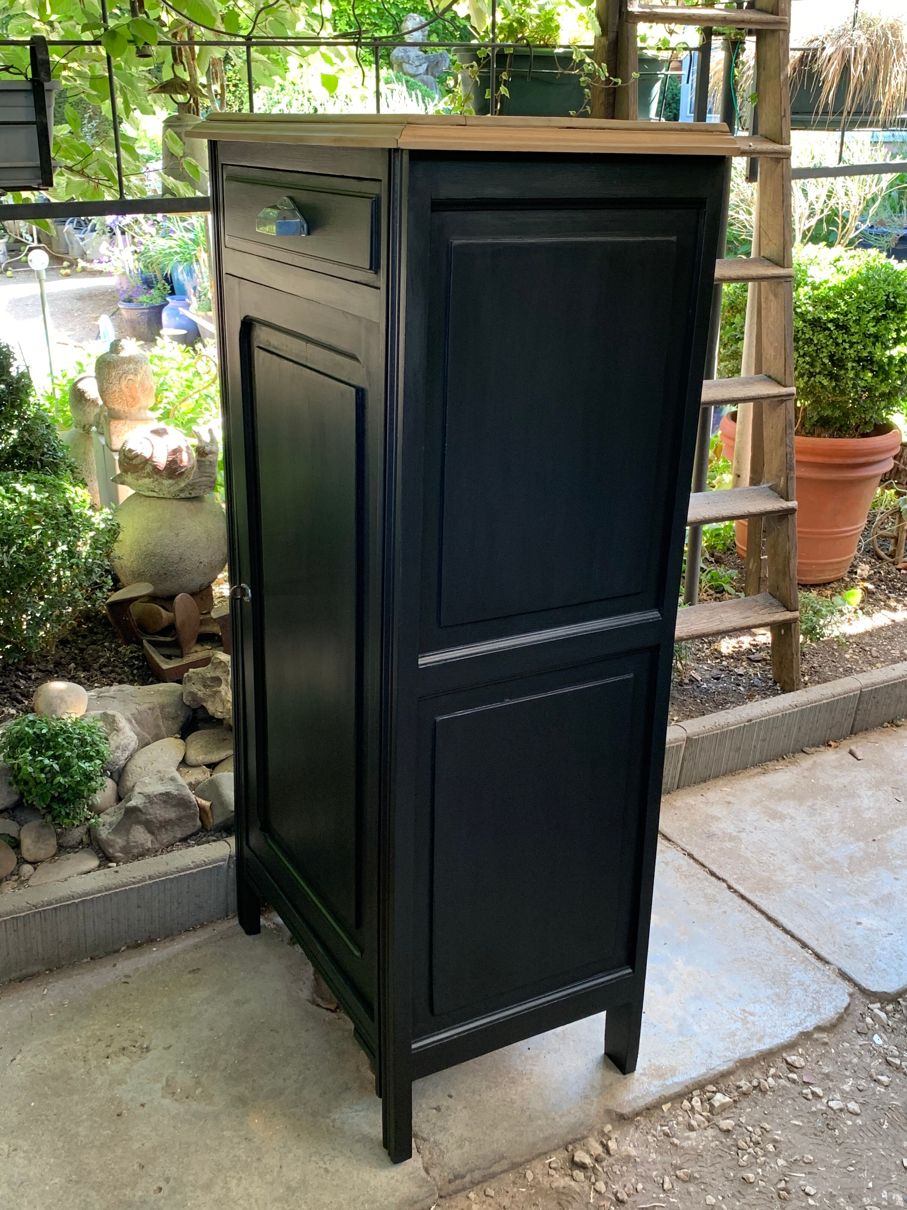 Top Parisian buffet 1930