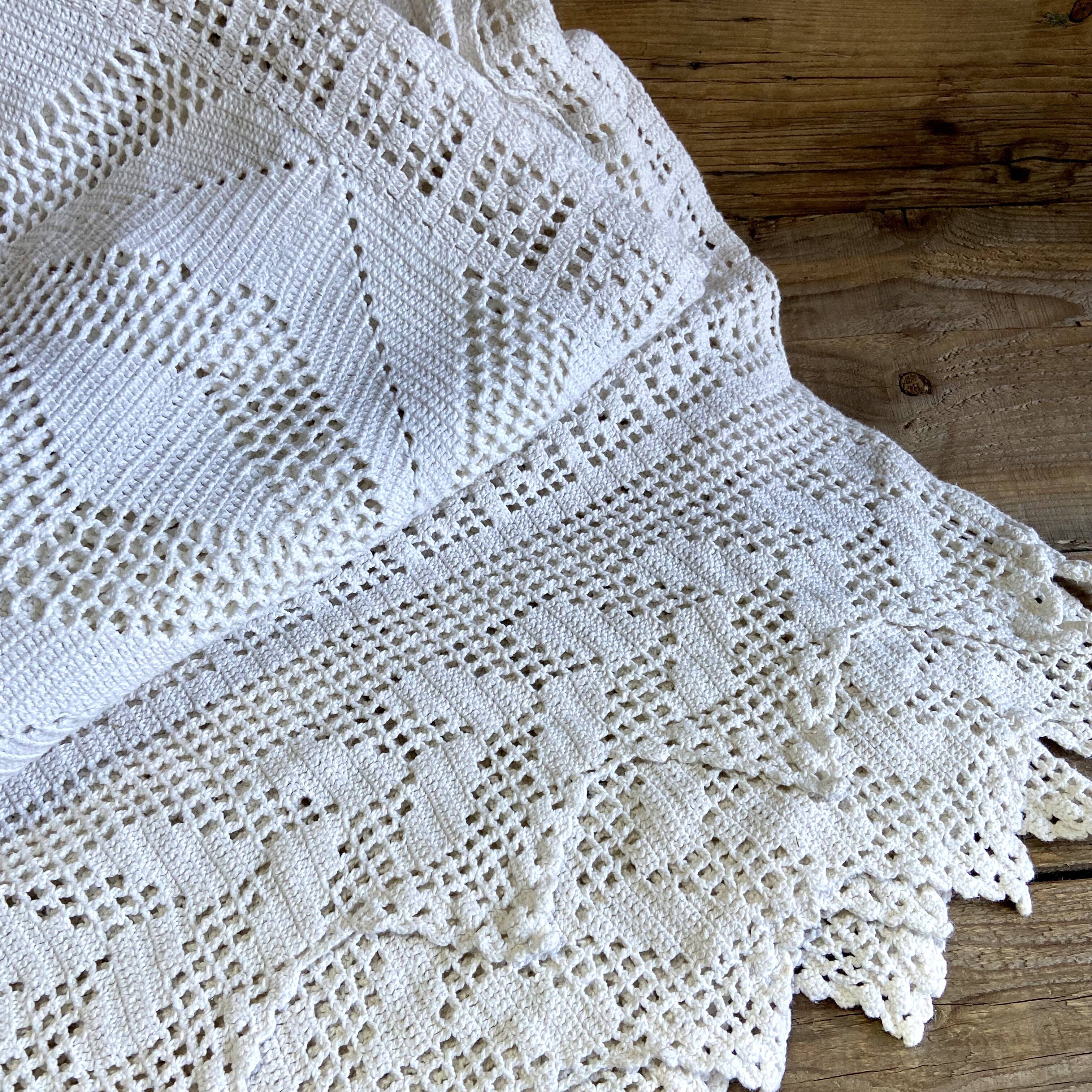Vintage crochet bedspread