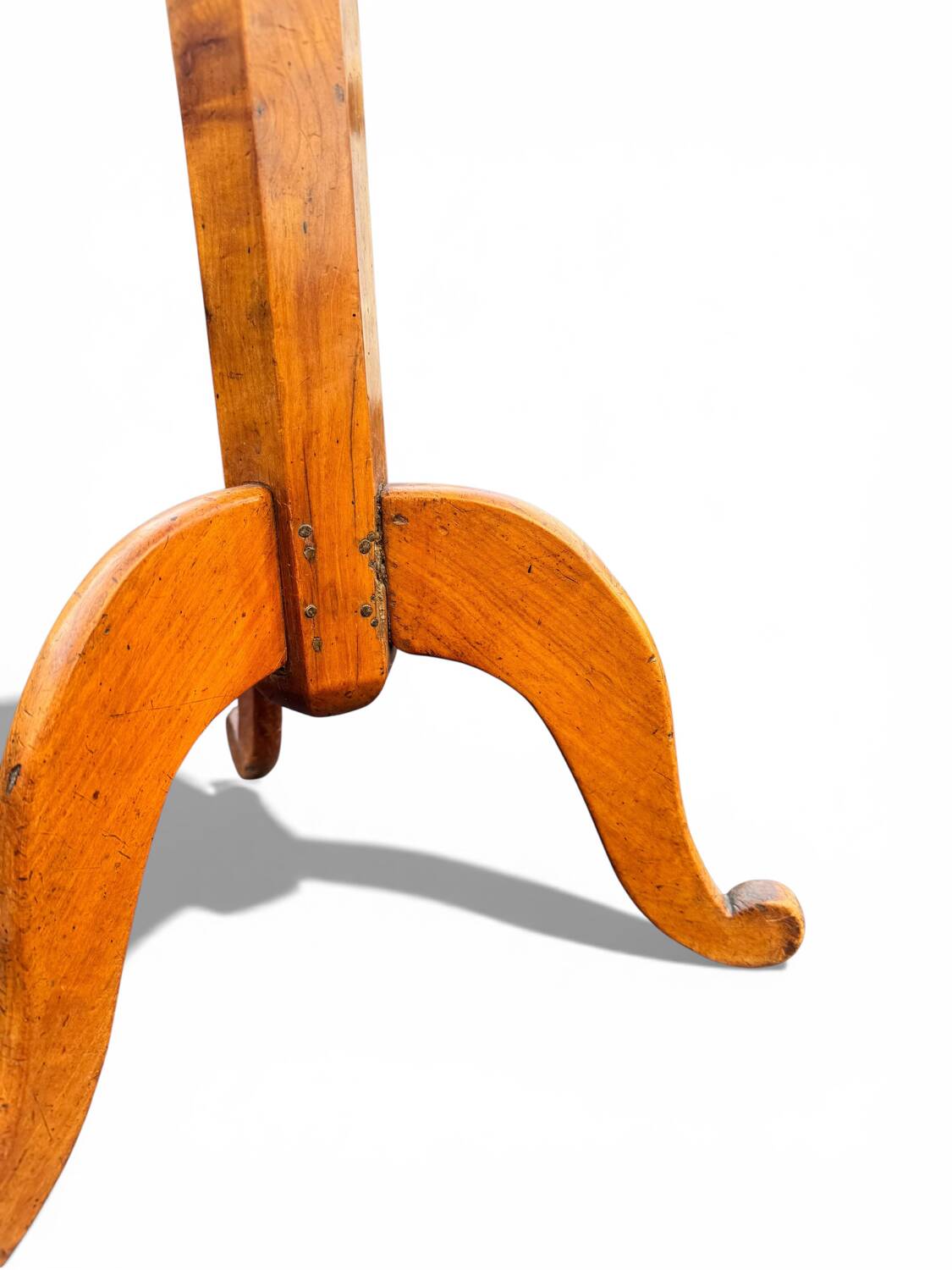 19th-century gueridon. Small walnut side table.