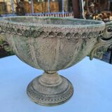 Medici vase in patinated iron